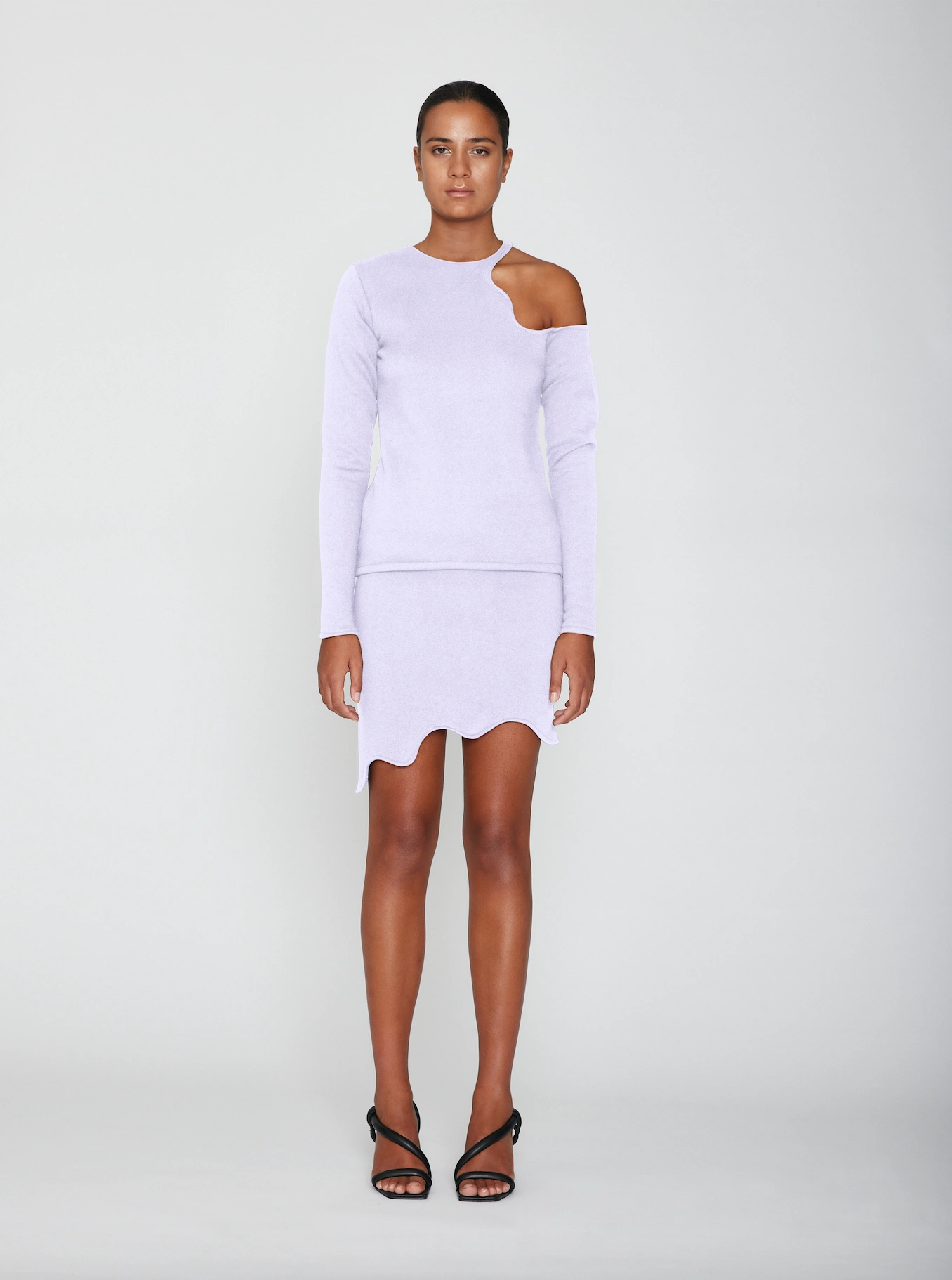 Violeta's Vibe Top: Get the Perfect Look! Chic and Stylish Summer Essential.